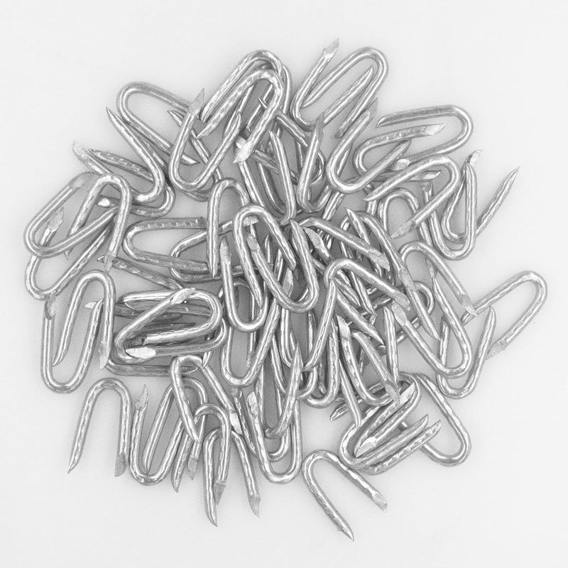 OMOTOOL Steel Wire Fencing Staples (70 pcs), 3.6 * 30mm-Heavy Duty Galvanized U-Shaped Fasteners Nails for Wire Mesh and Woven Fencing - Image 3